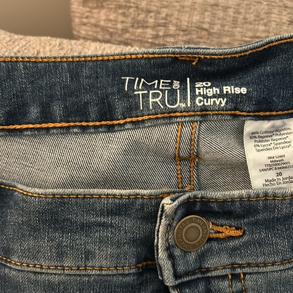 Jeans 👖 - Picture 3 of 3